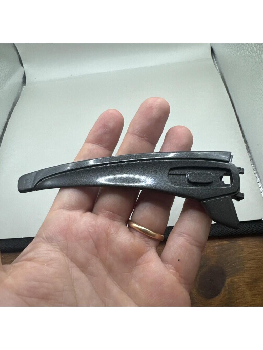 Oakley Batwolf OEM Granite Right Replacement Arm